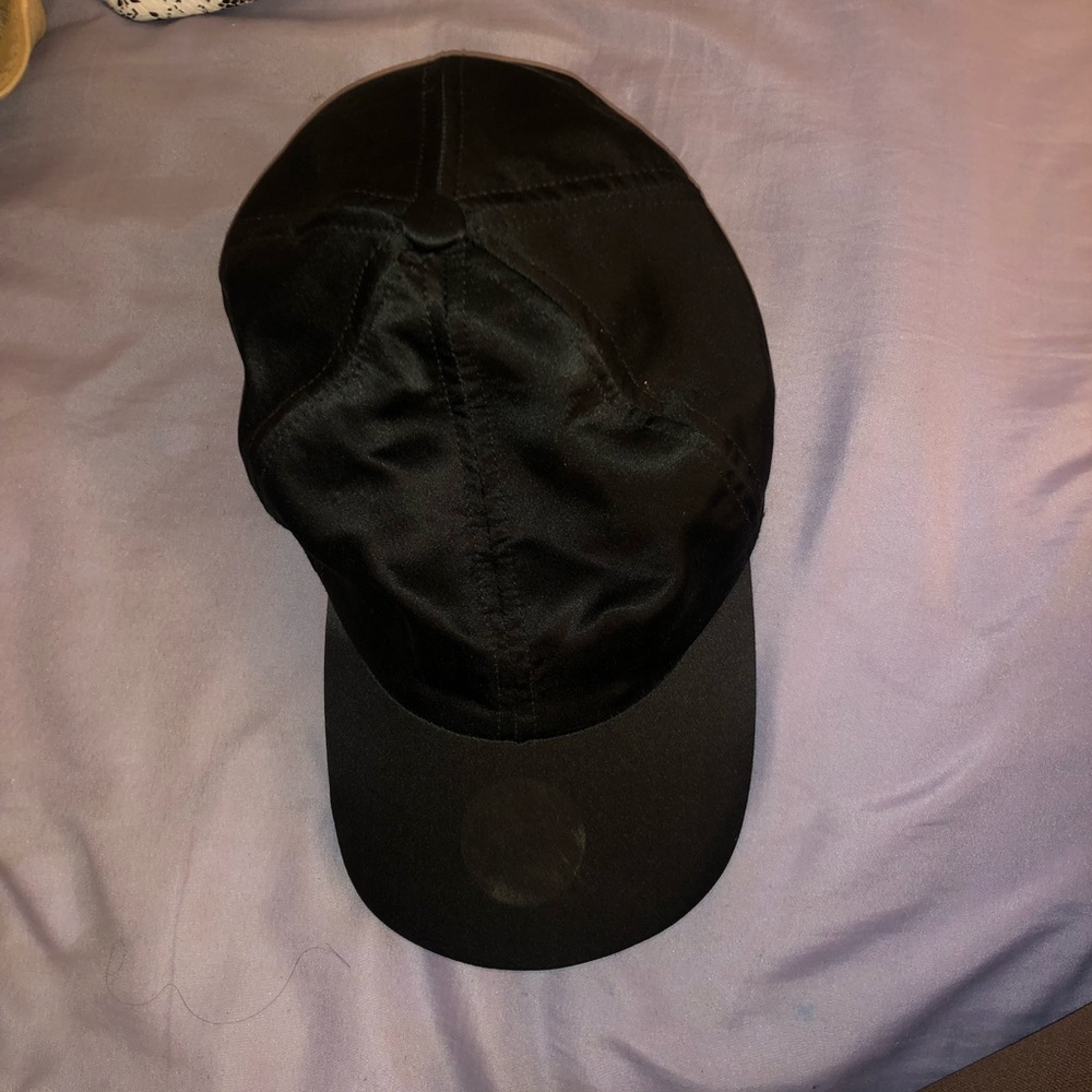 Silk hat - Picture 2 of 2